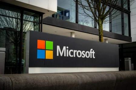 微软(MSFT)股票：通过Darktrace交易扩展AI智能体防护