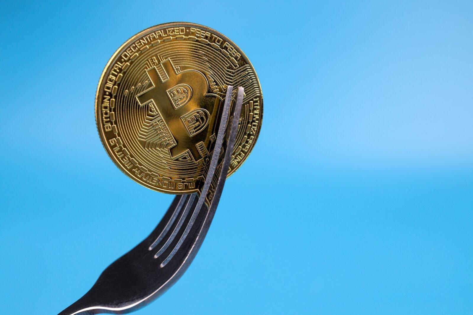 比特币反垃圾邮件分叉周六分裂，数小时内即告停滞